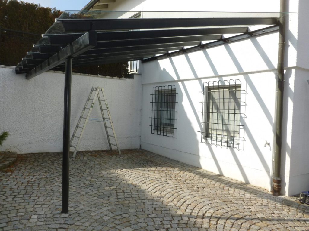 5.9 Glasüberdachung Metall